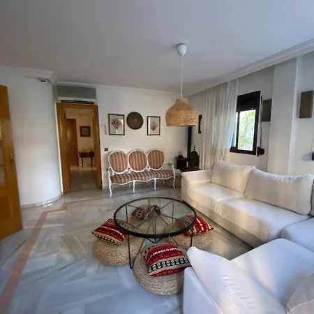 Unique Penthouse 3 Minutes From The