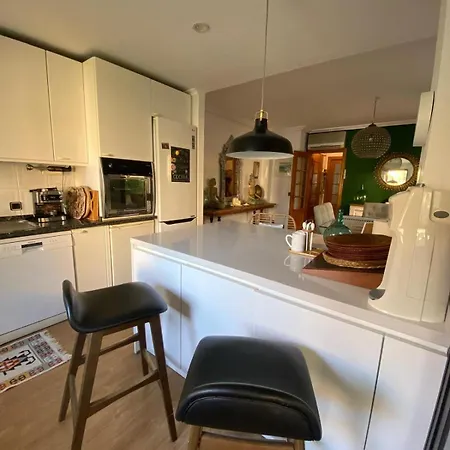 Апартаменти Unique Penthouse 3 Minutes From The Марбелья