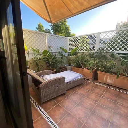 公寓 Unique Penthouse 3 Minutes From The 马尔韦利亚
