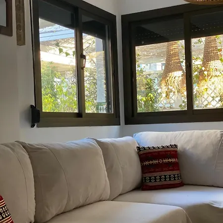 아파트 Unique Penthouse 3 Minutes From The *