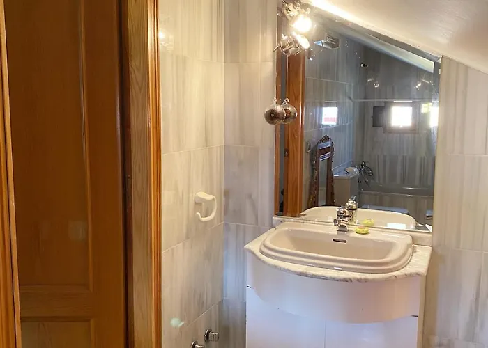 Unique Penthouse 3 Minutes From The